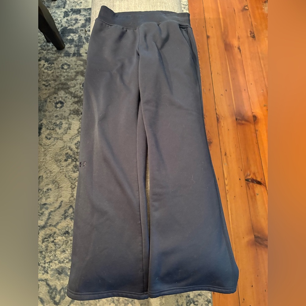 Womens under armour sweatpants size medium